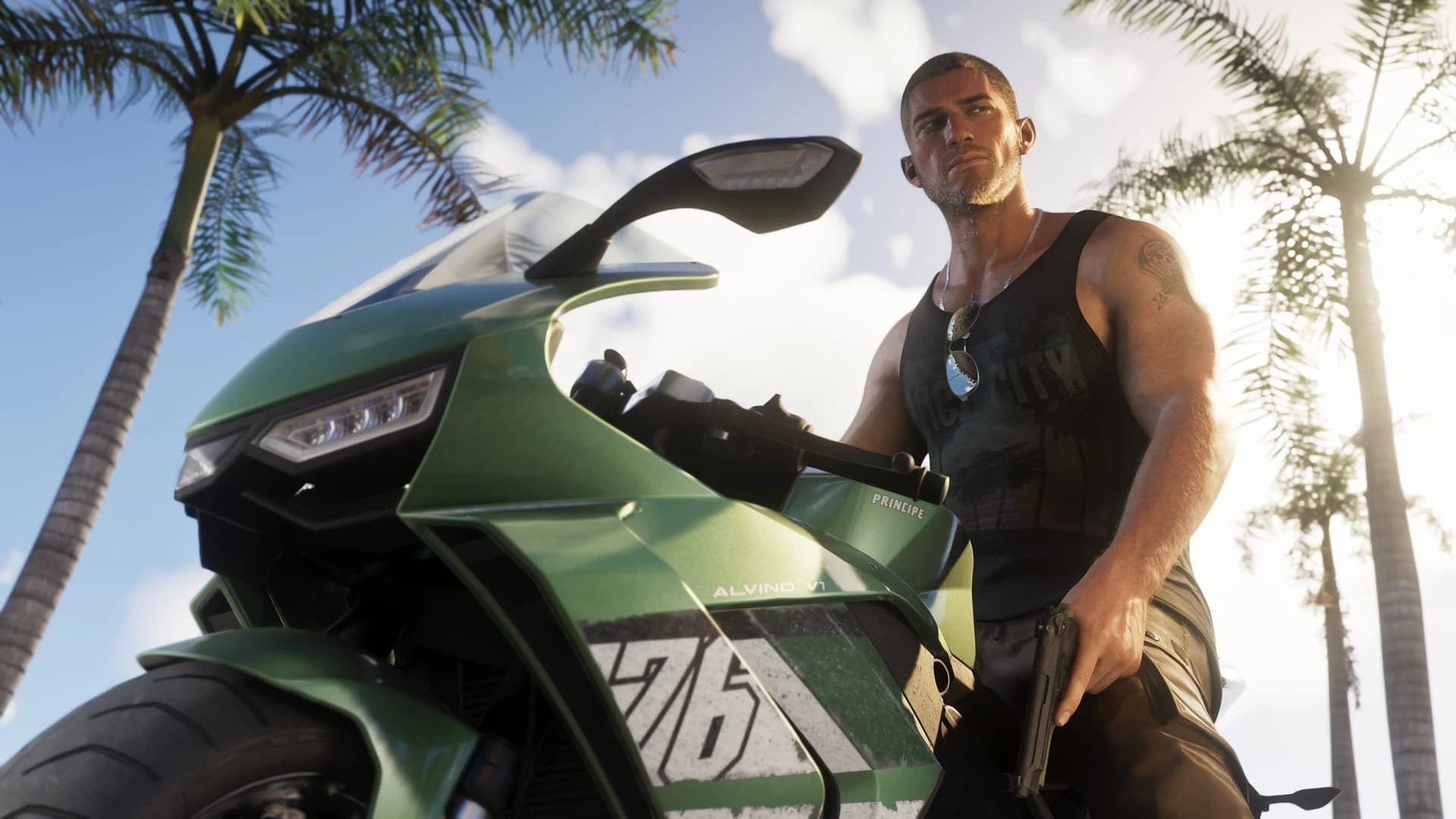 Grand Theft Auto VI — Capture officielle de présentation montrant Jason sur une moto verte.